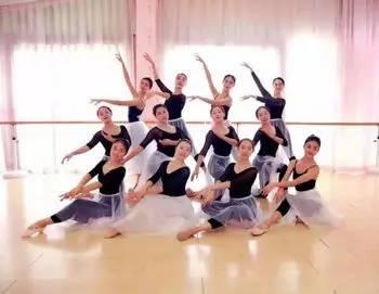 成人带灯舞蹈视频大全,成人带灯舞蹈视频精选集锦