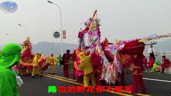 新疆舞成人铃铛手鼓视频,铃铛手鼓演绎民族风情